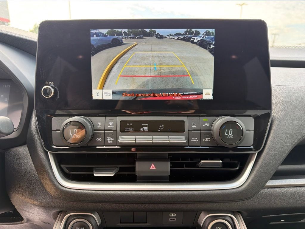2025 Toyota Grand Highlander LE
