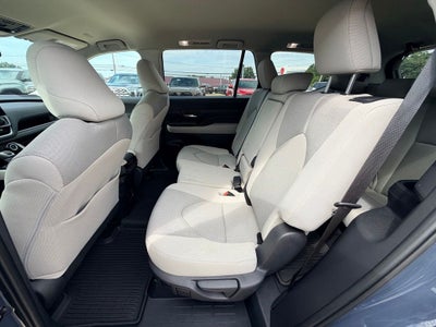 2025 Toyota Grand Highlander LE