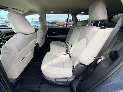 2025 Toyota Grand Highlander LE