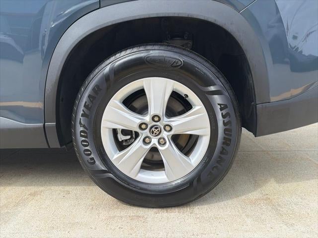 2025 Toyota Grand Highlander LE
