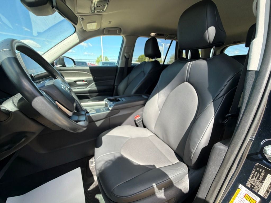2024 Toyota GRAND HIGHLANDER XLE