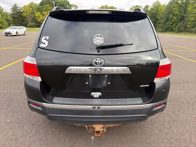 2013 Toyota HIGHLANDER SE