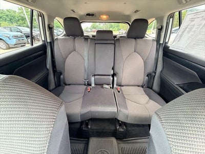 2022 Toyota Highlander LE