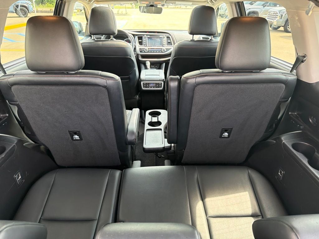 2019 Toyota Highlander Limited Platinum