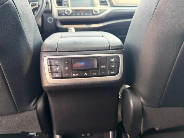 2019 Toyota Highlander Limited Platinum