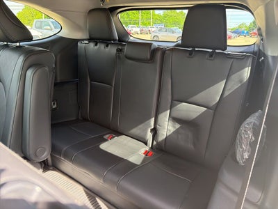 2023 Toyota Highlander Hybrid Platinum