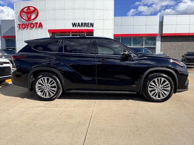 2024 Toyota HIGHLANDER HEV Platinum