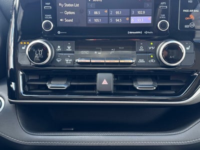 2020 Toyota HIGHLANDER XLE