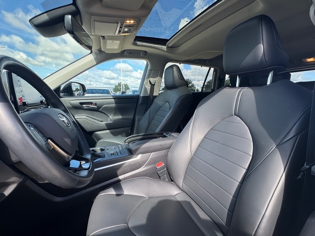 2020 Toyota HIGHLANDER XLE