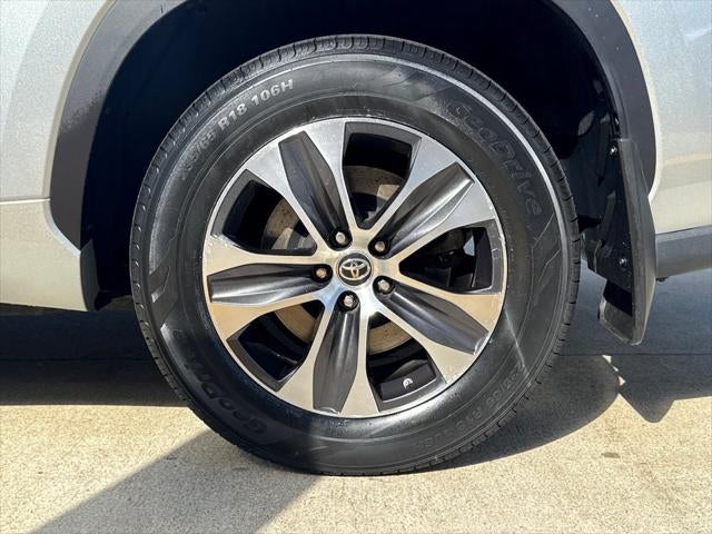 2020 Toyota HIGHLANDER XLE