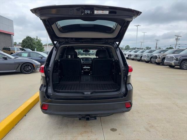 2017 Toyota Highlander SE