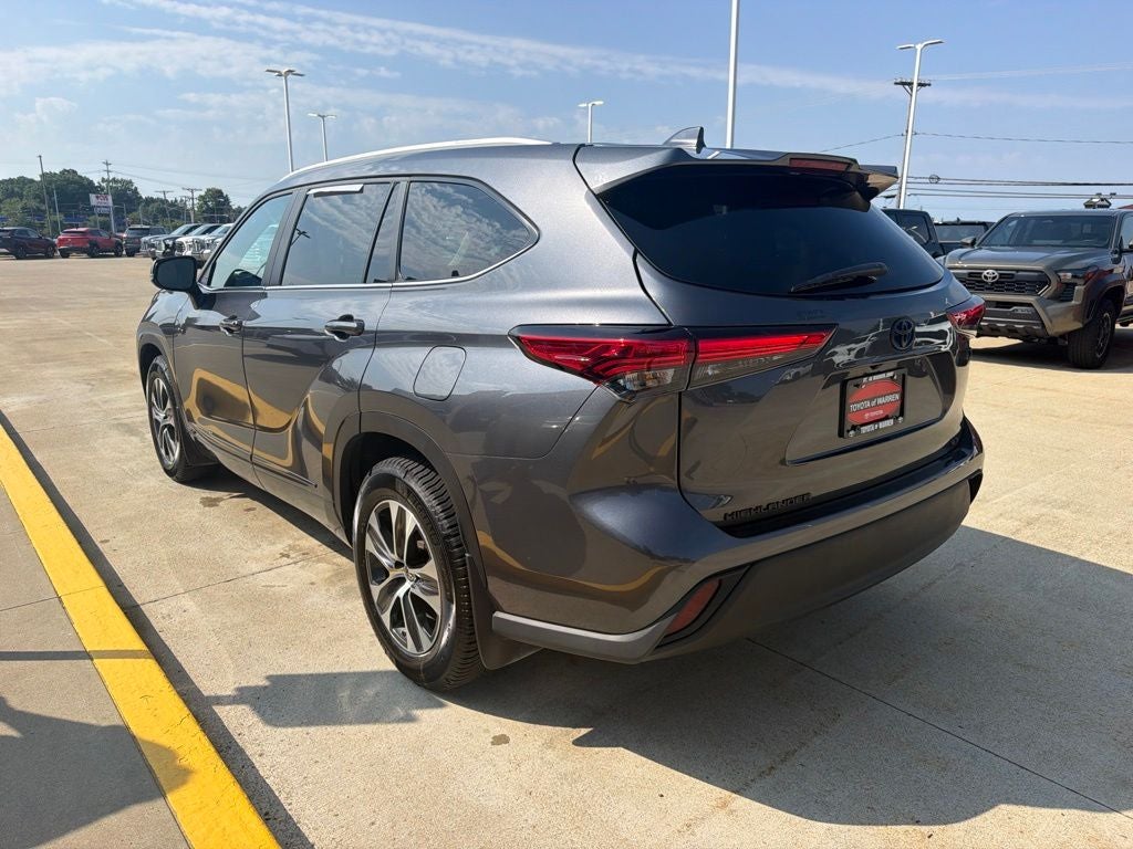 2023 Toyota Highlander Hybrid XLE