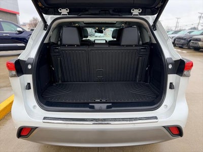 2023 Toyota HIGHLANDER Platinum