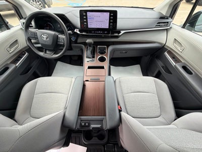 2024 Toyota Sienna LE 8 Passenger