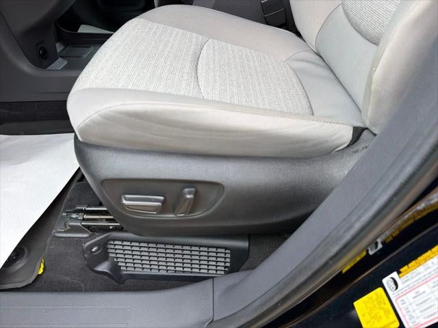 2024 Toyota Sienna LE 8 Passenger
