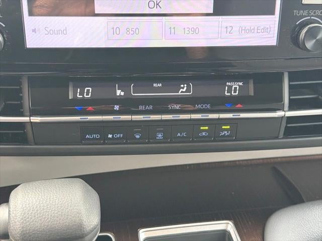 2024 Toyota Sienna LE 8 Passenger