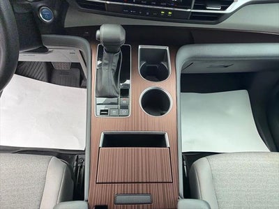 2024 Toyota Sienna LE 8 Passenger