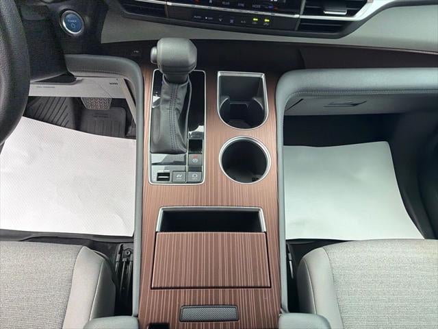 2024 Toyota Sienna LE 8 Passenger