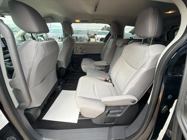 2024 Toyota Sienna LE 8 Passenger