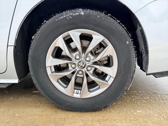 2023 Toyota SIENNA LE AWD LE 8 Passenger