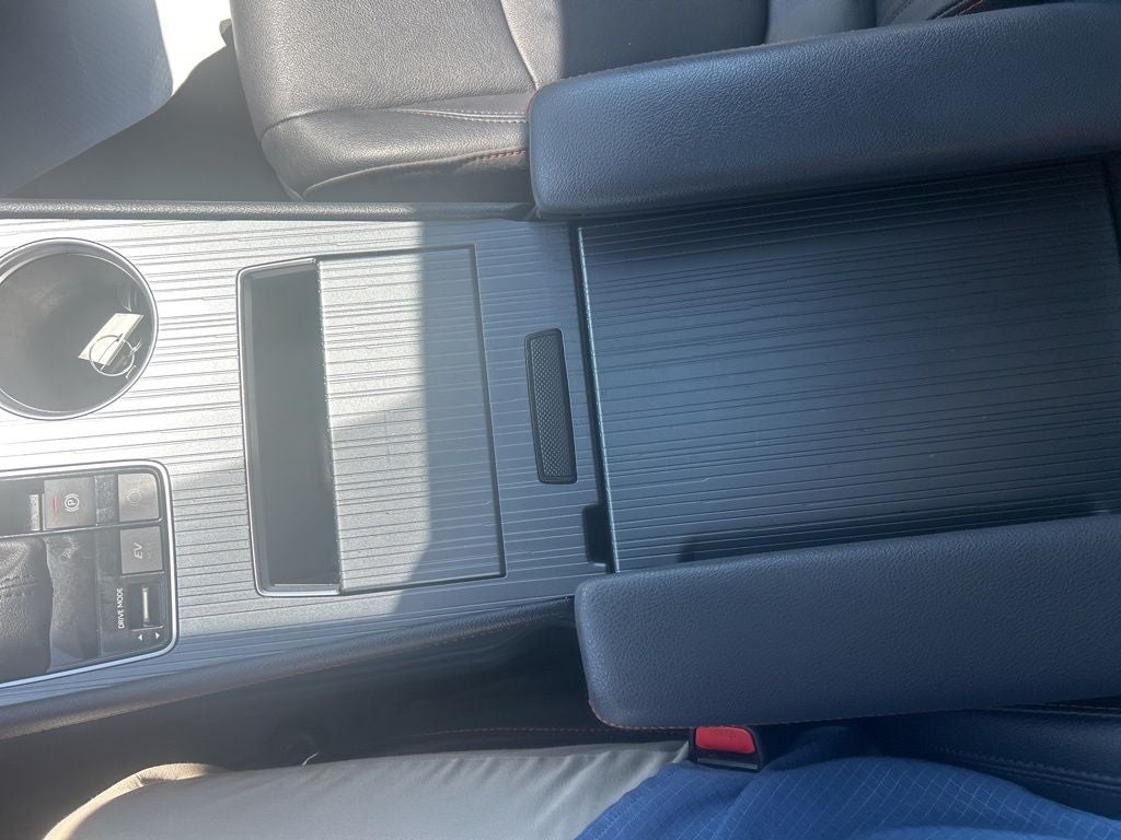 2023 Toyota Sienna XSE 7 Passenger