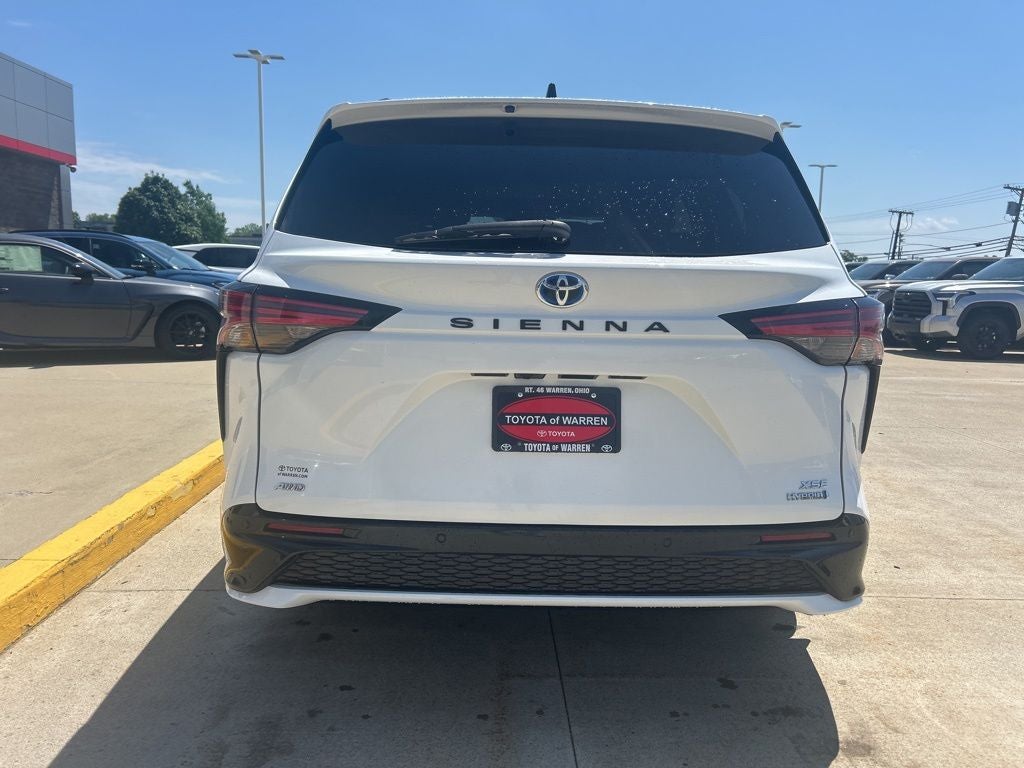 2023 Toyota Sienna XSE 7 Passenger