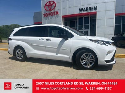 2023 Toyota Sienna XSE 7 Passenger