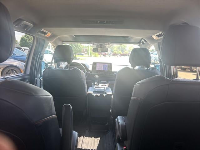 2023 Toyota Sienna XSE 7 Passenger