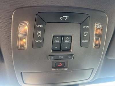 2023 Toyota Sienna XSE 7 Passenger