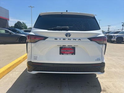 2023 Toyota Sienna XSE 7 Passenger