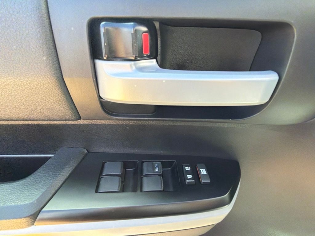2021 Toyota TUNDRA 4X4 SR5