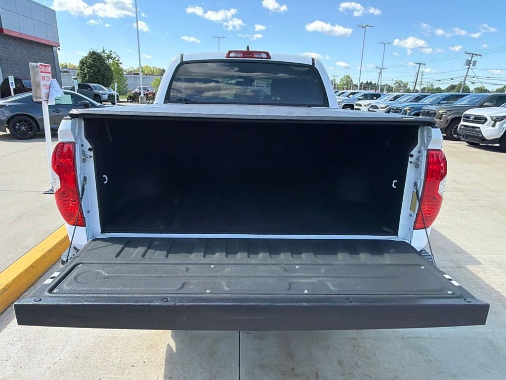 2021 Toyota TUNDRA 4X4 SR5