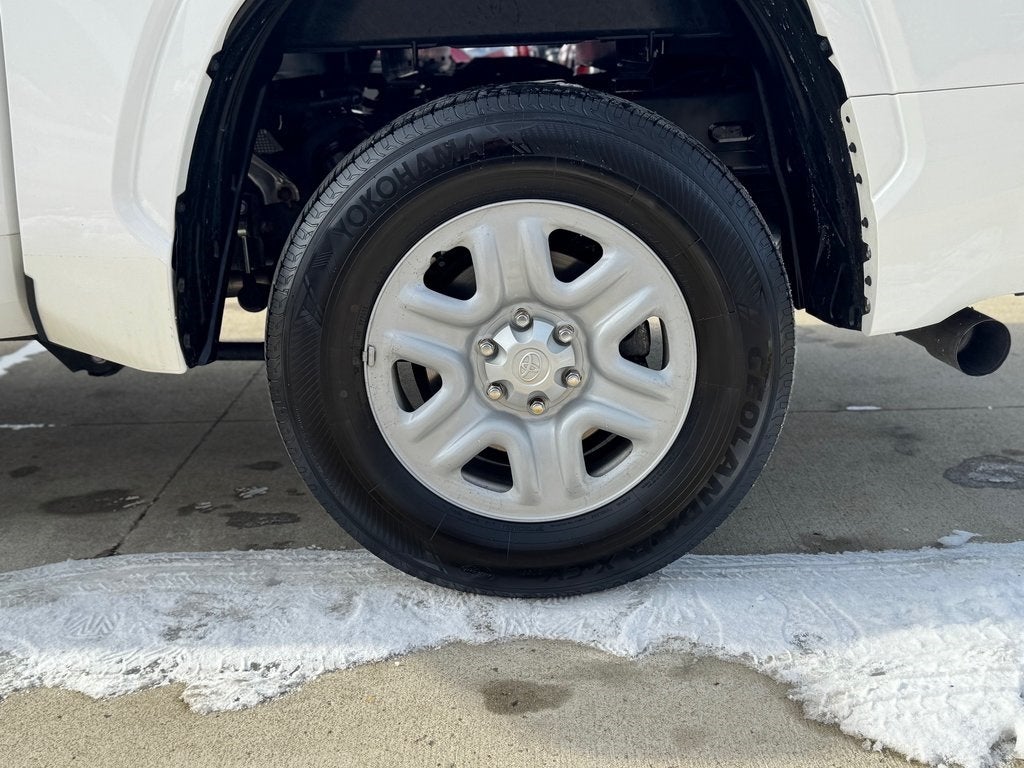 2024 Toyota TUNDRA 4X4 SR