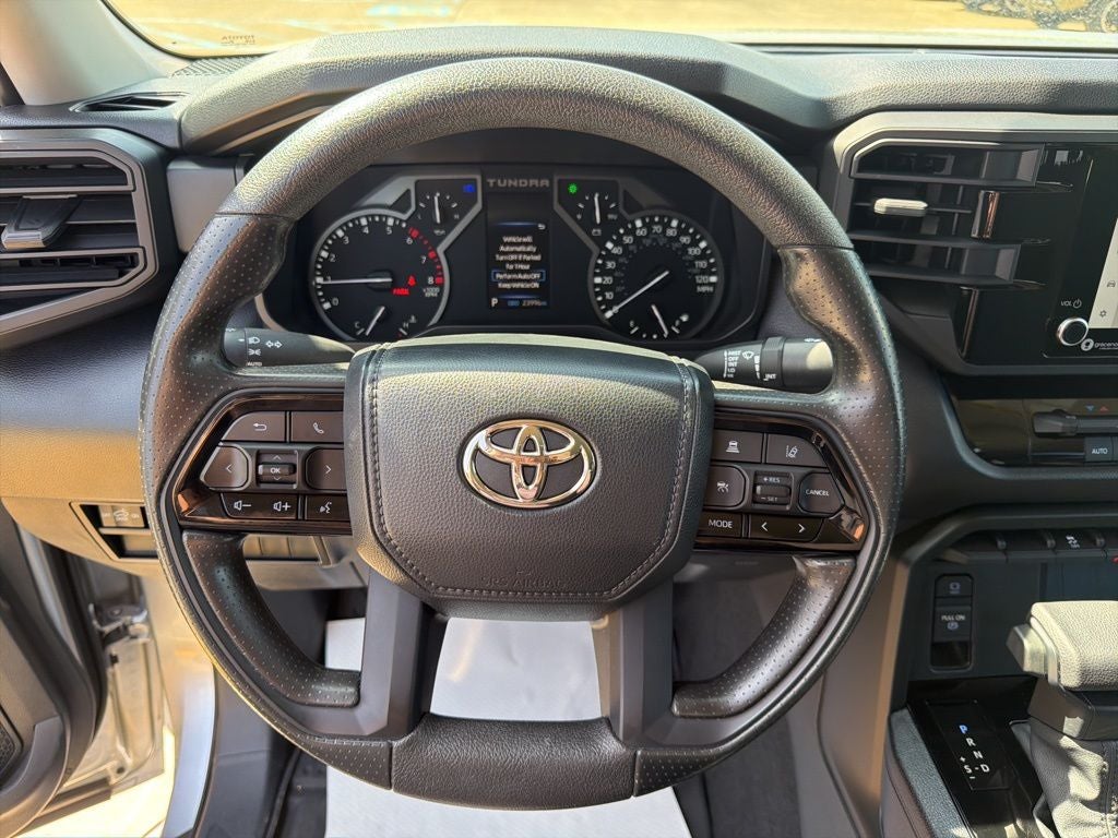 2023 Toyota TUNDRA 4X4 SR