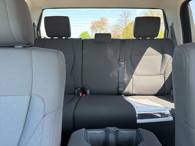 2023 Toyota TUNDRA 4X4 SR