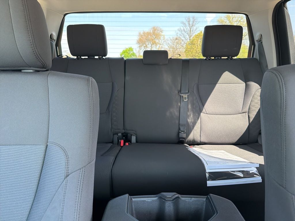 2023 Toyota TUNDRA 4X4 SR