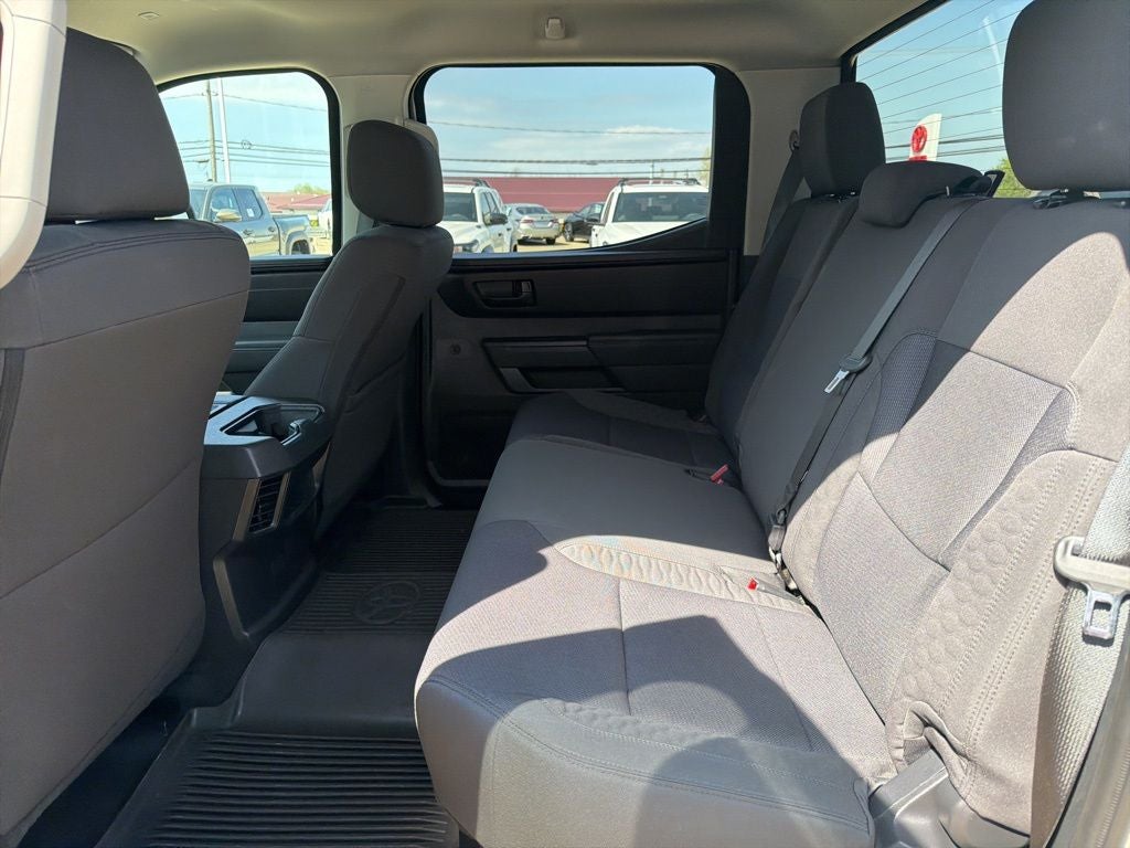 2023 Toyota TUNDRA 4X4 SR