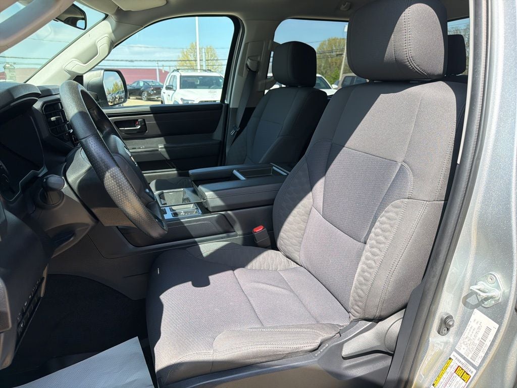 2023 Toyota TUNDRA 4X4 SR