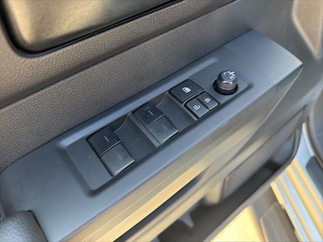 2023 Toyota TUNDRA 4X4 SR