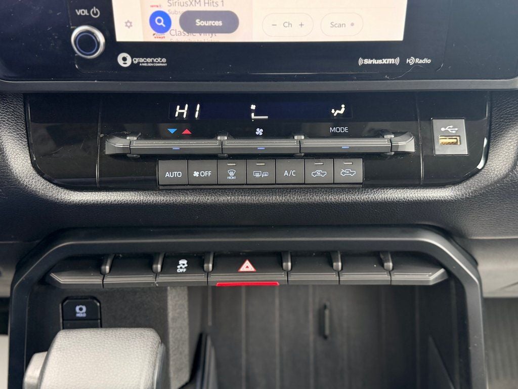 2023 Toyota TUNDRA 4X4 SR5