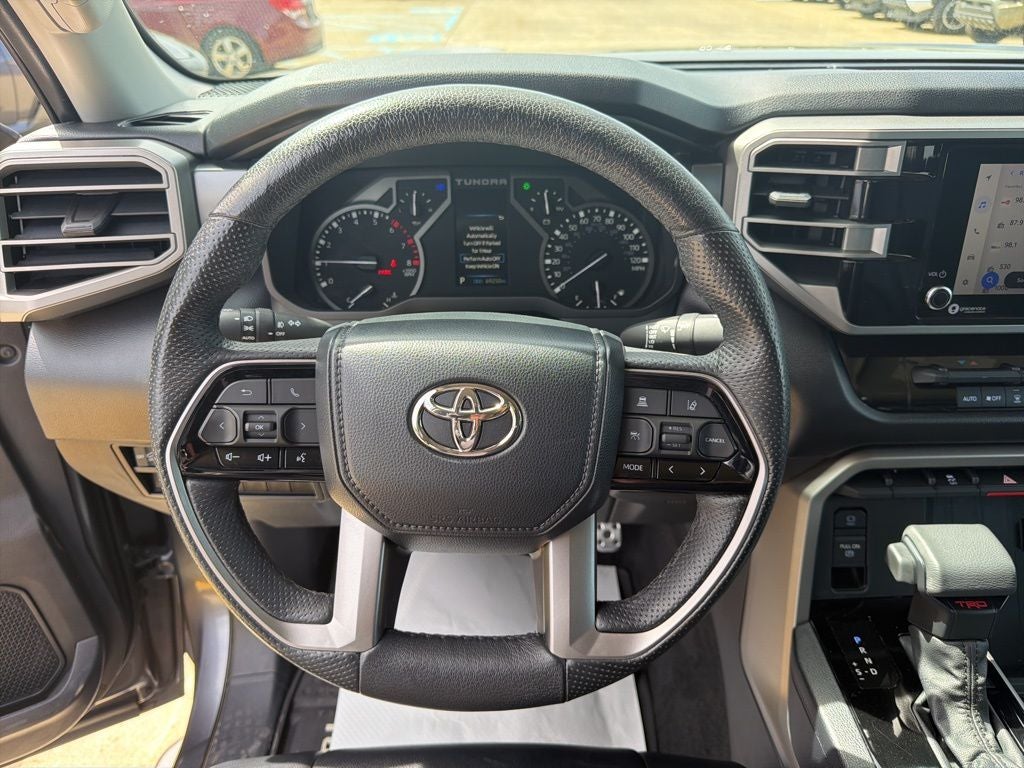 2022 Toyota TUNDRA 4X4 SR5