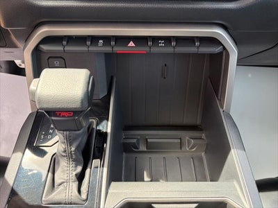 2022 Toyota TUNDRA 4X4 SR5