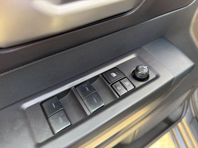 2024 Toyota TUNDRA 4X4 SR5