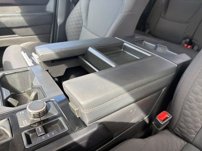 2024 Toyota TUNDRA 4X4 SR5