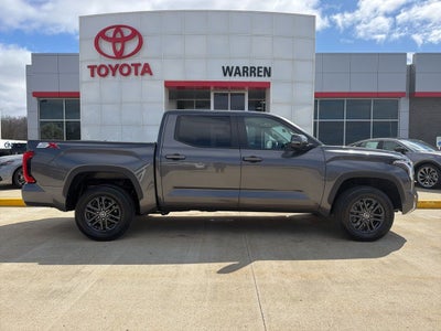 2024 Toyota TUNDRA 4X4 SR5