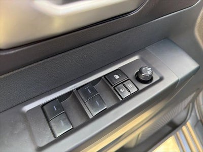 2024 Toyota TUNDRA 4X4 SR5