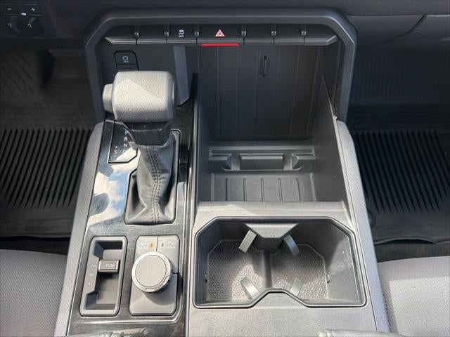 2024 Toyota TUNDRA 4X4 SR5