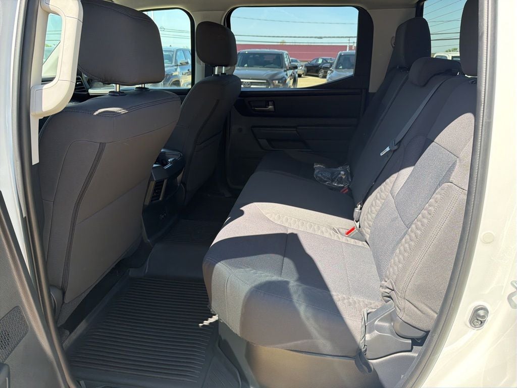 2024 Toyota TUNDRA 4X4 SR5