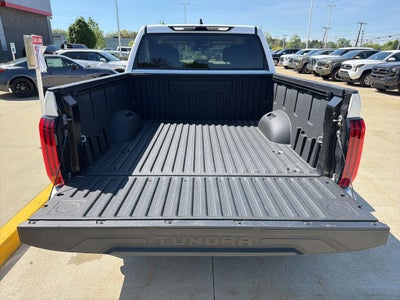 2024 Toyota TUNDRA 4X4 SR5