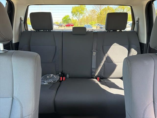 2024 Toyota TUNDRA 4X4 SR5